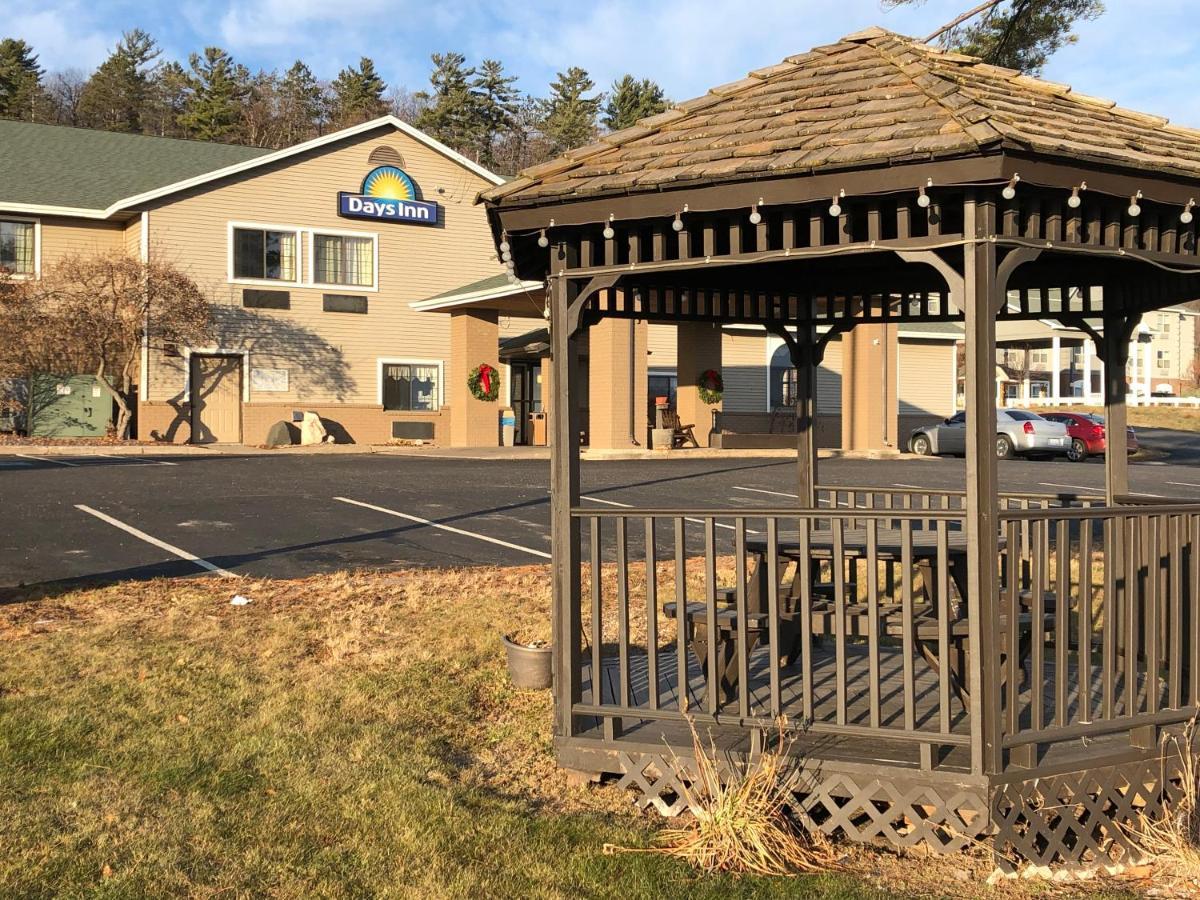 Days Inn By Wyndham Iron Mountain Exterior foto