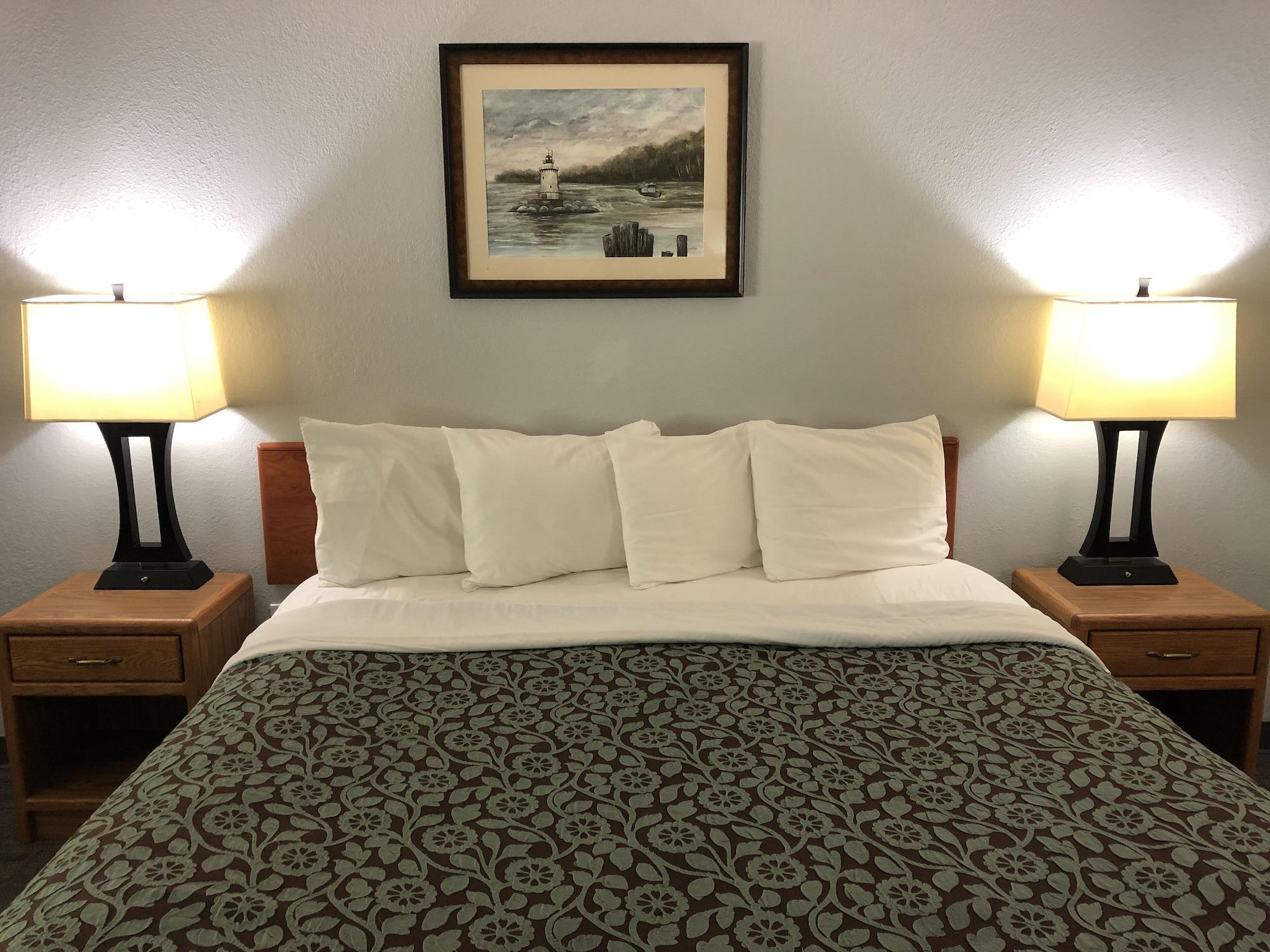 Days Inn By Wyndham Iron Mountain Exterior foto