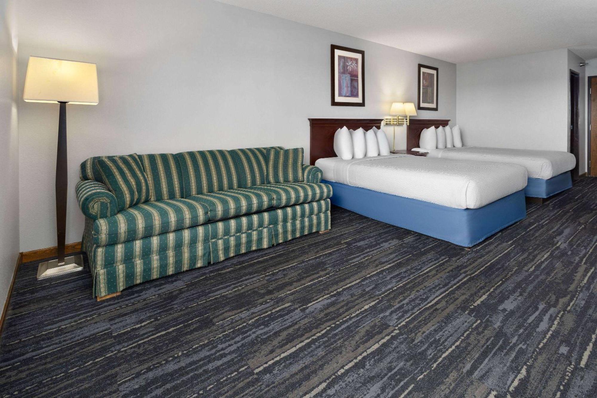 Days Inn By Wyndham Iron Mountain Exterior foto